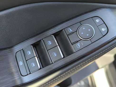 New 2026 Nissan Rogue Platinum AWD/4WD image 21