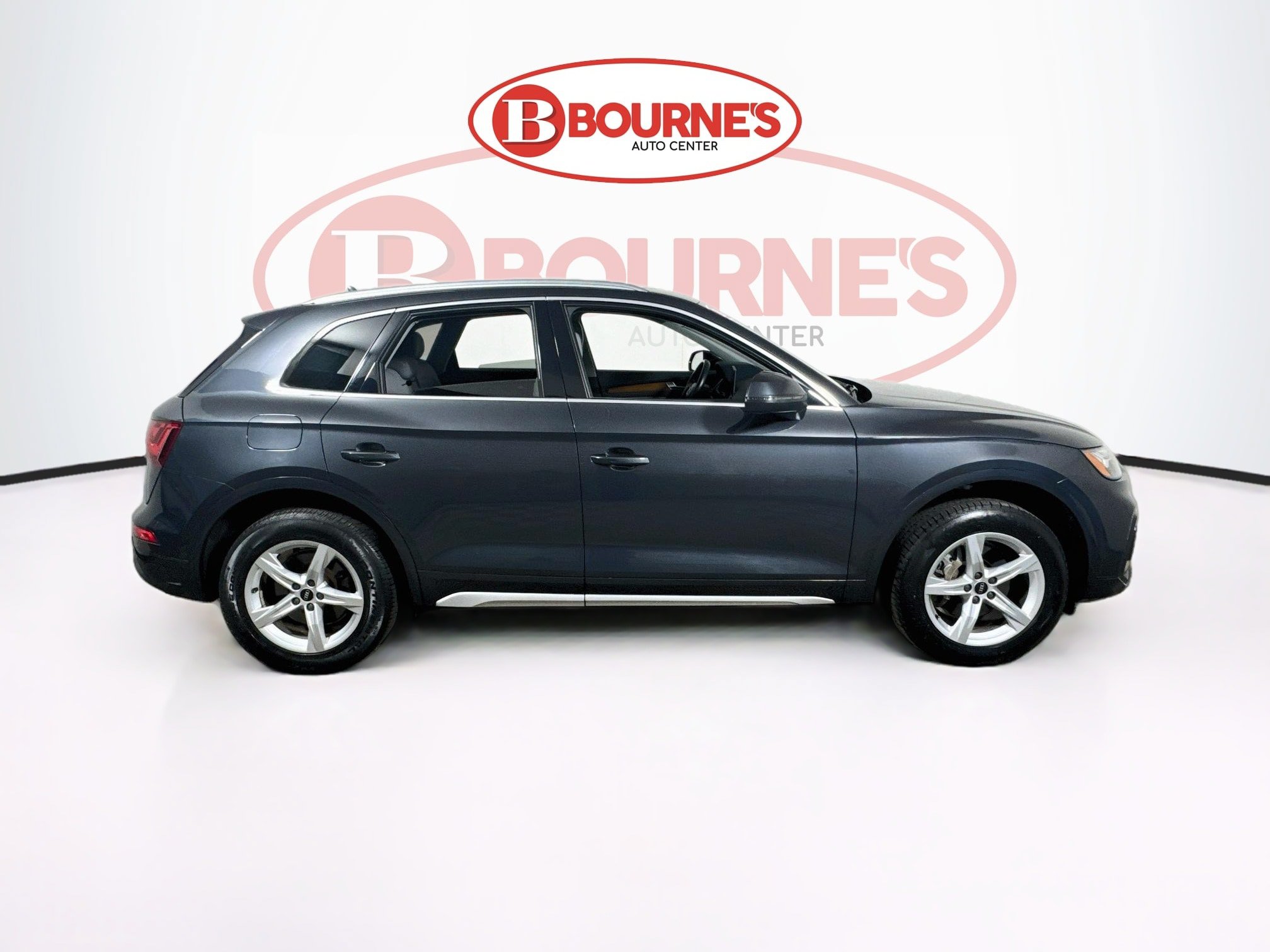 Used 2021 Audi Q5 2.0T Premium w/ Convenience Package AWD/4WD image 11