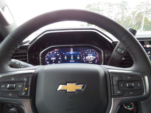 New 2026 Chevrolet Silverado 3500 LT w/ Convenience Package image 21