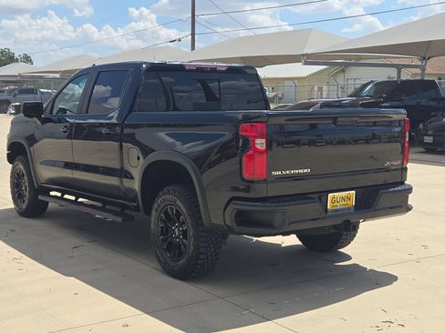 Certified 2023 Chevrolet Silverado 1500 ZR2 w/ Technology Package AWD/4WD image 5