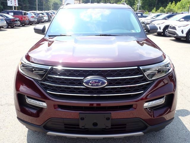 Used 2022 Ford Explorer XLT w/ Equipment Group 202A AWD/4WD image 12
