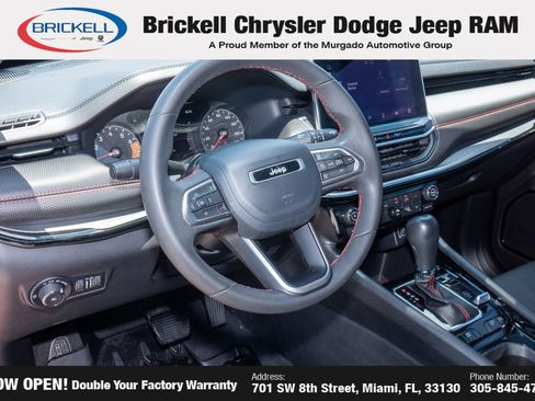 Used 2023 Jeep Compass Trailhawk AWD/4WD image 14