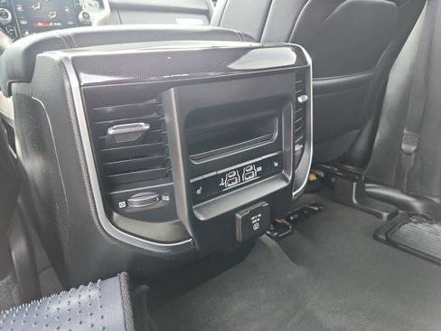 Used 2019 RAM 1500 Laramie RWD image 15
