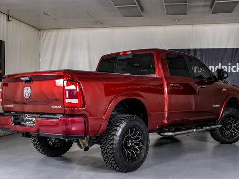 Used 2022 RAM 2500 Laramie AWD/4WD image 9