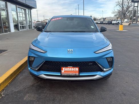 Used 2025 Buick Envista Sport Touring w/ Convenience I Package image 8