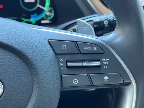 Used 2022 Hyundai Sonata Limited FWD image 19