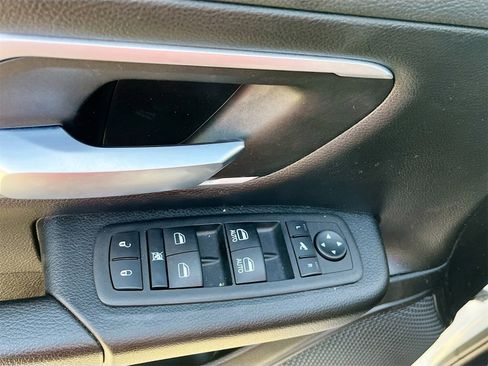 Used 2023 RAM 1500 Big Horn image 17