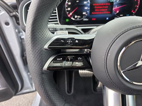 Certified 2025 Mercedes-Benz GLS 450 4MATIC image 18
