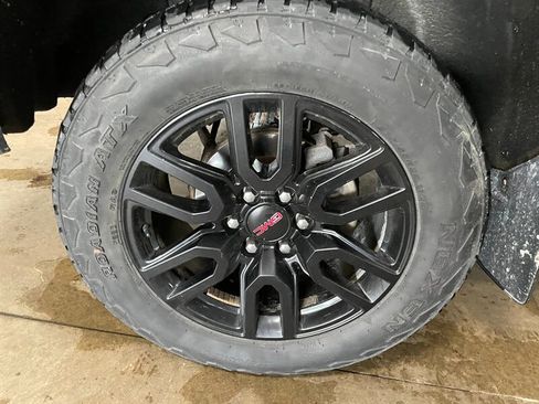 Used 2014 GMC Sierra 1500 SLT w/ SLT Crew Cab Value Package AWD/4WD image 15