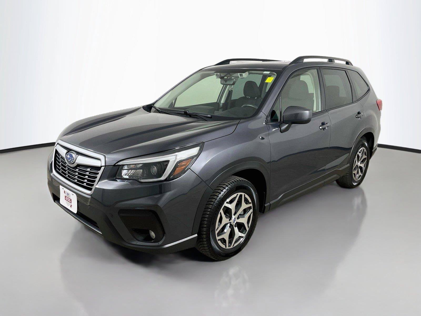 Used 2021 Subaru Forester Premium w/ Popular Package #1 AWD/4WD image 4