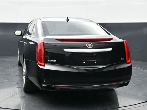 Used 2013 Cadillac XTS Platinum FWD image 6