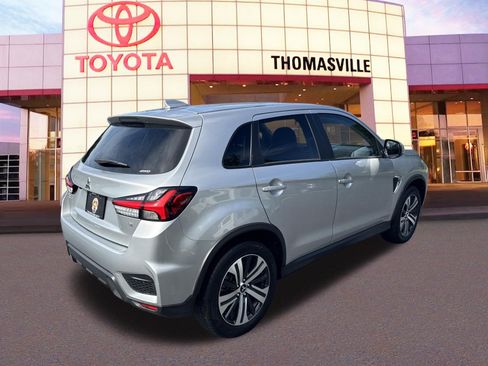 Used 2025 Mitsubishi Outlander Sport ES AWD/4WD image 5