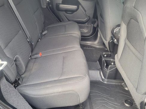 Used 2020 Jeep Wrangler Unlimited Sport AWD/4WD image 32