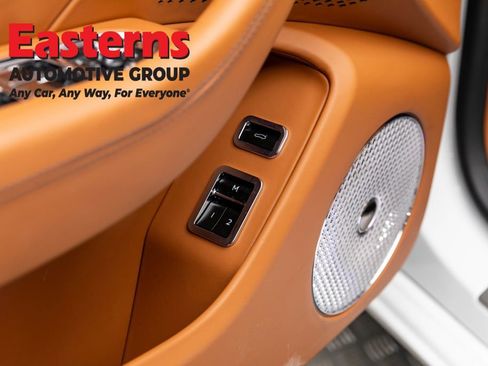 Used 2023 Bentley Flying Spur W12 AWD/4WD image 17
