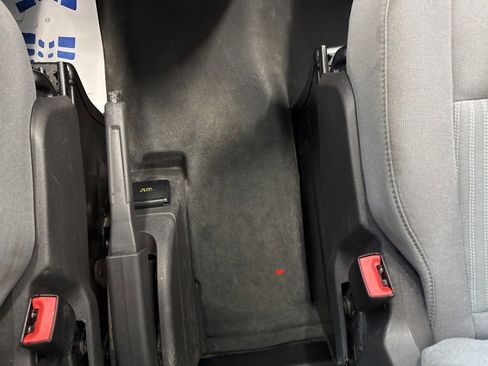 Used 2017 Ford Transit 150 XLT image 21