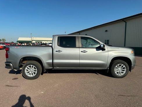 Used 2024 Chevrolet Silverado 1500 LT AWD/4WD image 33