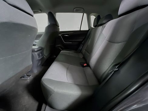 Used 2025 Toyota RAV4 XLE image 29