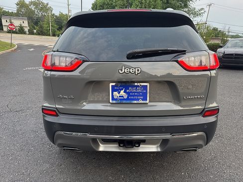 Used 2019 Jeep Cherokee Limited w/ Trailer Tow Group AWD/4WD image 7