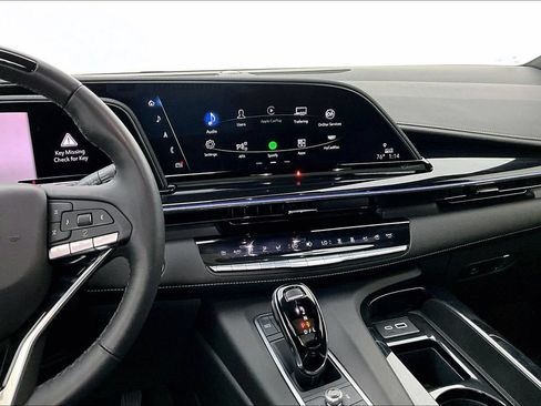 Used 2024 Cadillac Escalade Sport w/ Touring Package AWD/4WD image 7
