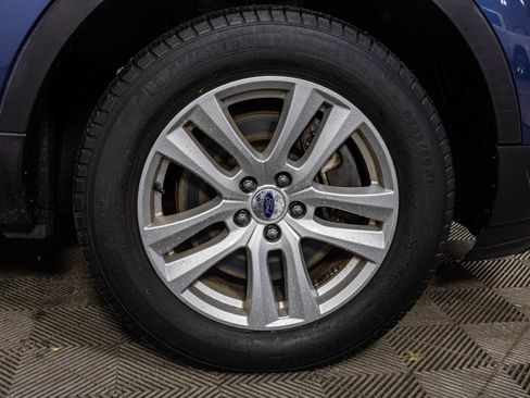 Used 2019 Ford Explorer XLT image 50