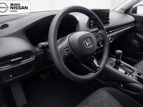 Used 2024 Honda HR-V LX image 7