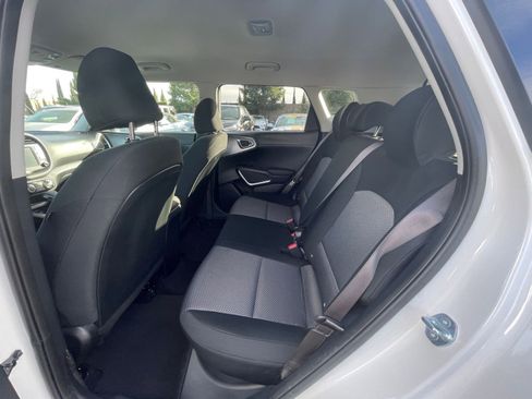 Used 2025 Kia Soul LX w/ LX Technology Package image 21