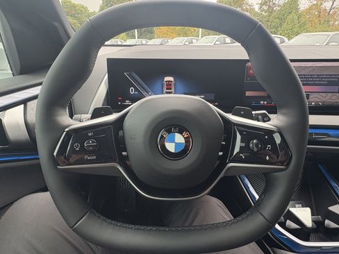 Used 2026 BMW X3 xDrive30 w/ Premium Package image 19