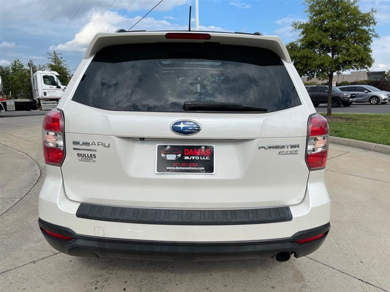 Used 2015 Subaru Forester 2.5i Touring w/ Eyesight & Navigation System AWD/4WD image 10