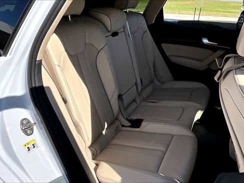 Used 2023 Audi Q5 e Prestige image 18