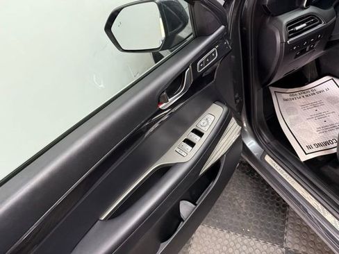 Used 2021 Hyundai Palisade Limited image 20