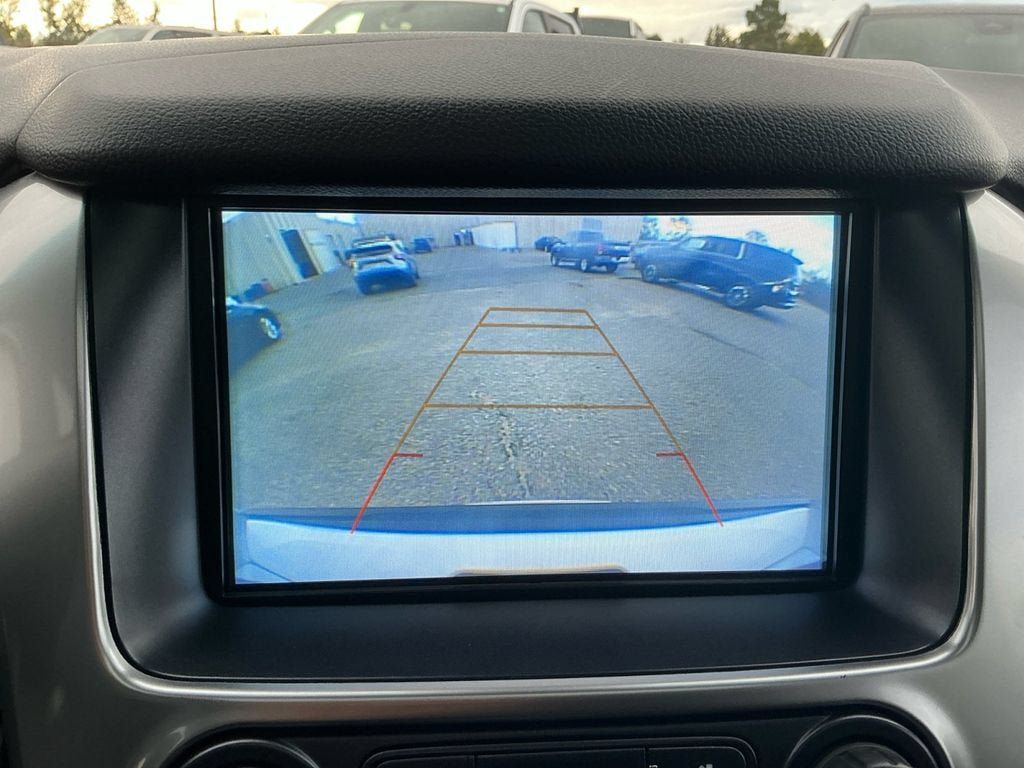 Used 2020 Chevrolet Tahoe Premier w/ Premier 6.2L Value Package AWD/4WD image 19
