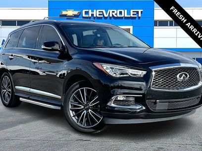 Used 2017 INFINITI QX60 Base w/ Deluxe Technology Package