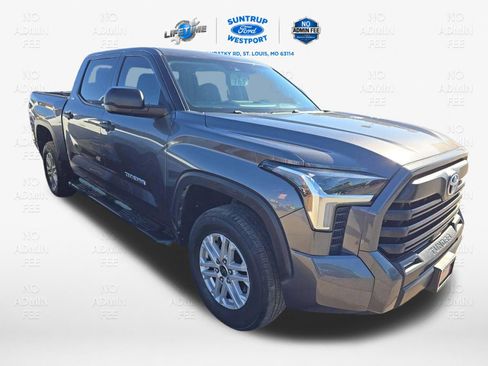 Used 2024 Toyota Tundra SR5 AWD/4WD image 7