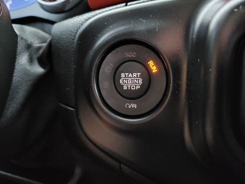 Used 2021 Jeep Wrangler Unlimited Rubicon AWD/4WD image 22