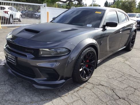Used 2023 Dodge Charger SRT Hellcat w/ Harman/Kardon Audio Group image 2
