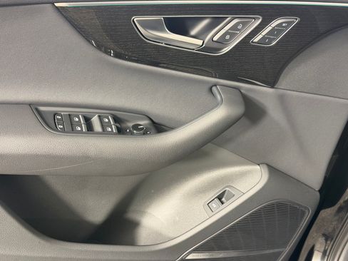 Certified 2026 Audi Q7 2.0T Premium AWD/4WD image 14