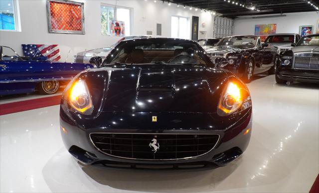 Used 2012 Ferrari California RWD image 4