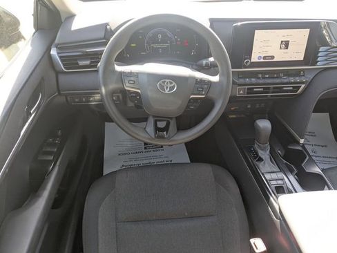 Certified 2025 Toyota Camry LE FWD image 28