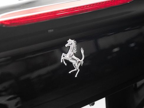 Used 2023 Ferrari Portofino M RWD image 46