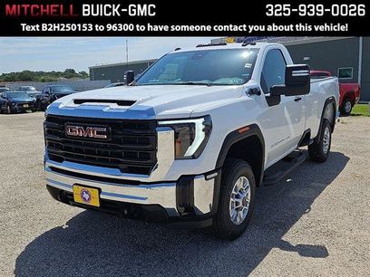 New 2025 GMC Sierra 2500 Pro w/ Convenience Package