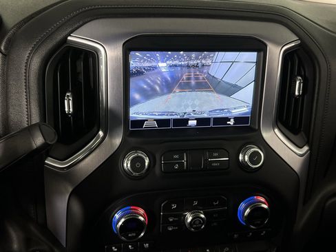 Used 2020 GMC Sierra 1500 SLT w/ SLT Premium Package image 16