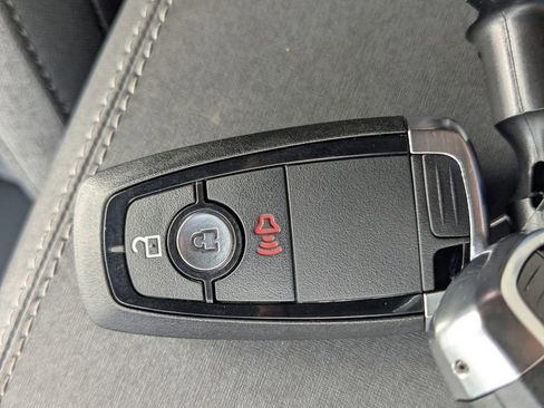 New 2025 Ford Bronco 4-Door image 29