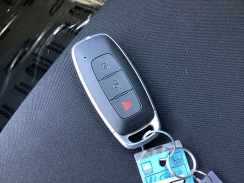 Used 2024 Nissan Kicks S FWD image 31