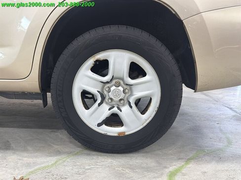 Used 2012 Toyota RAV4 4WD w/ Value Pkg image 16