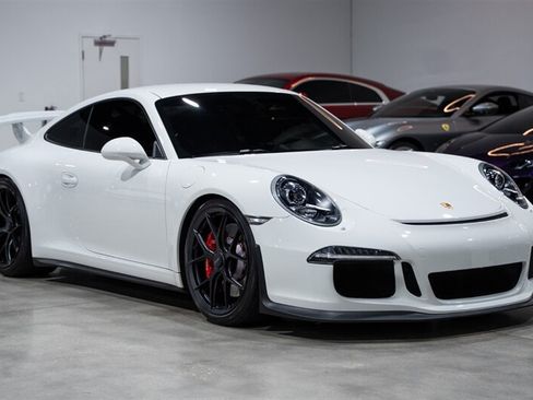 Used 2014 Porsche 911 GT3 RWD image 16