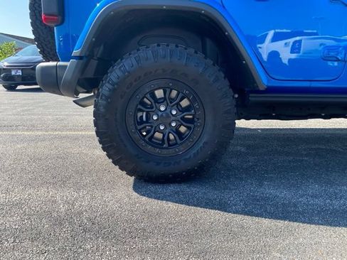 Used 2023 Jeep Wrangler Unlimited Rubicon 4xe AWD/4WD image 6