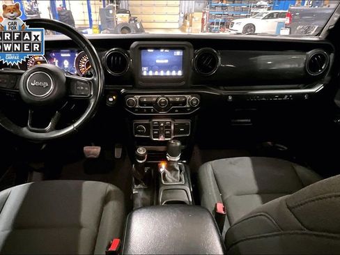 Used 2021 Jeep Wrangler Unlimited Sport AWD/4WD image 11