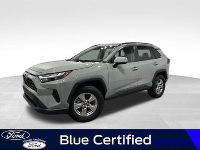 Used 2022 Toyota RAV4 XLE w/ Convenience Package