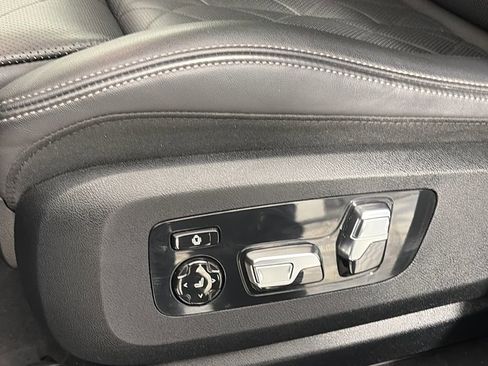 Used 2024 BMW X6 xDrive40i w/ Premium Package AWD/4WD image 25