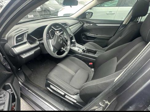 Used 2017 Honda Civic EX image 3